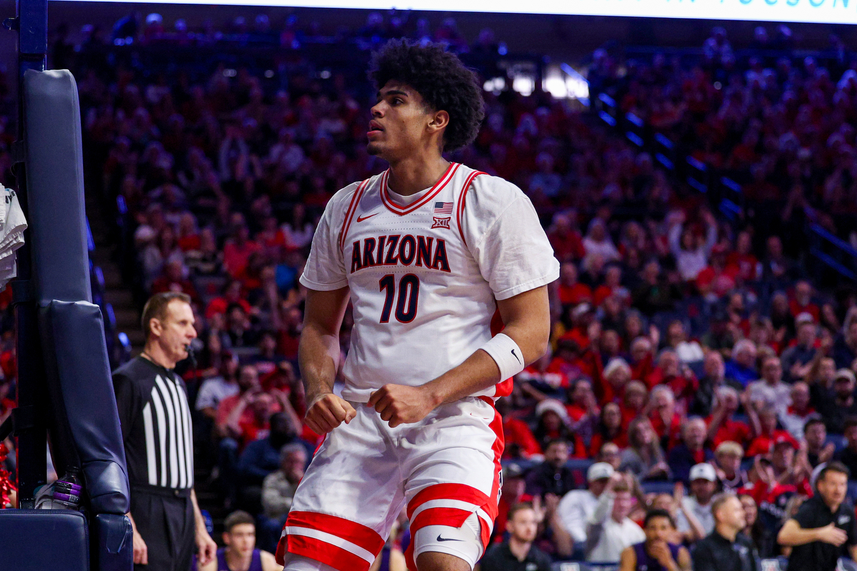 Koa Peat (10) — TUCSON, ARIZ. -- Men’s Basketball vs Abilene Christian University at McKale Center.Dec. 16, 2025. Photo by Marison Bilagody / Arizona Athletics