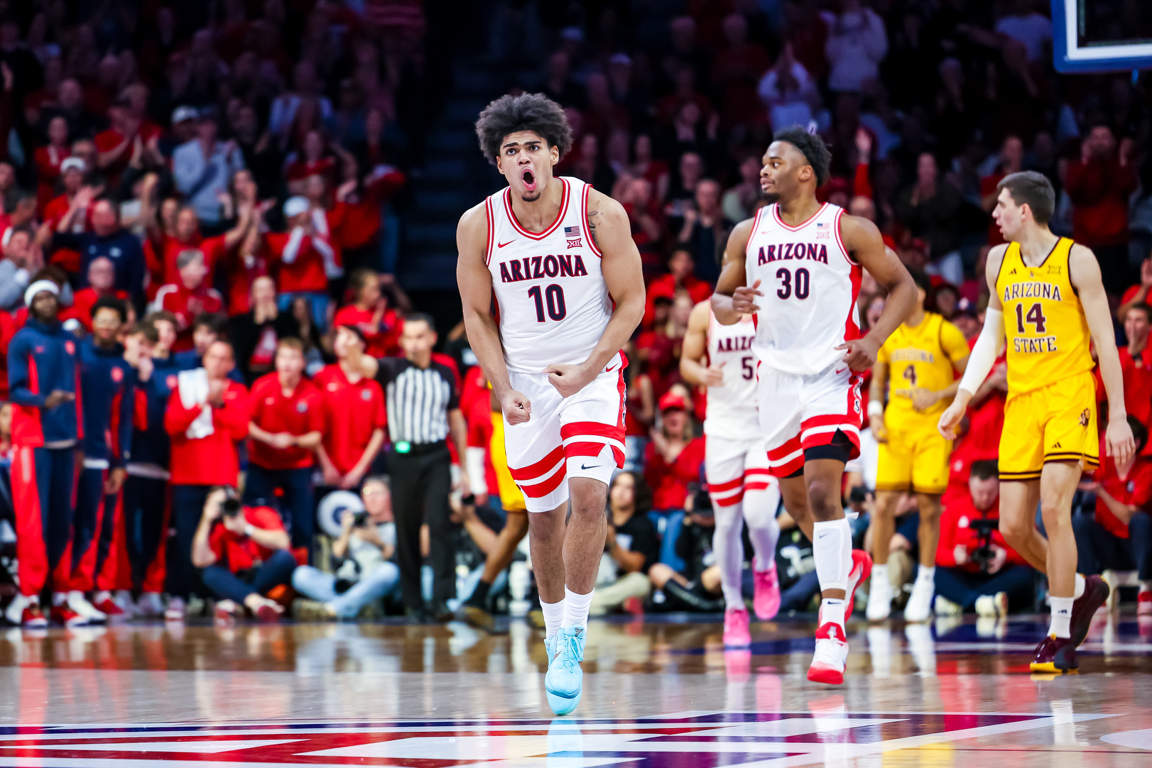 Koa Peat (10) - TUCSON, ARIZ. -- Men’s Basketball vs Arizona State at McKale Memorial CenterJan. 14, 2026. Photo by Rebecca Sasnett / Arizona Athletics