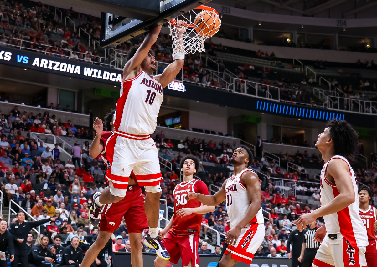 Koa Peat (10) — SAN JOSE, CALIF. -- Men’s baskeball vs. Arkansas in a Sweet Sixteen Regional Semifinal game in the 2026 NCAA Tournament at SAP Center.March 26, 2026. Photo by Mike Christy / Arizona Athletics