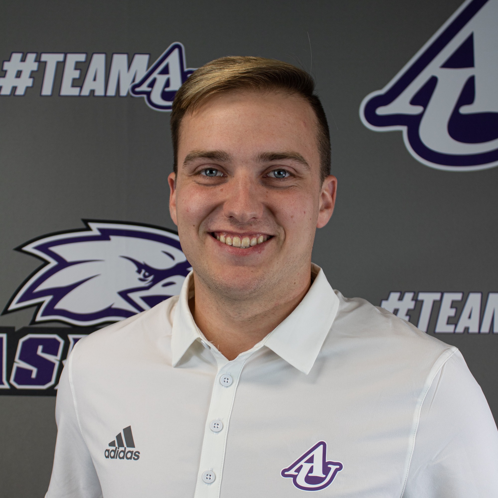 Caleb Reams Headshot 2022