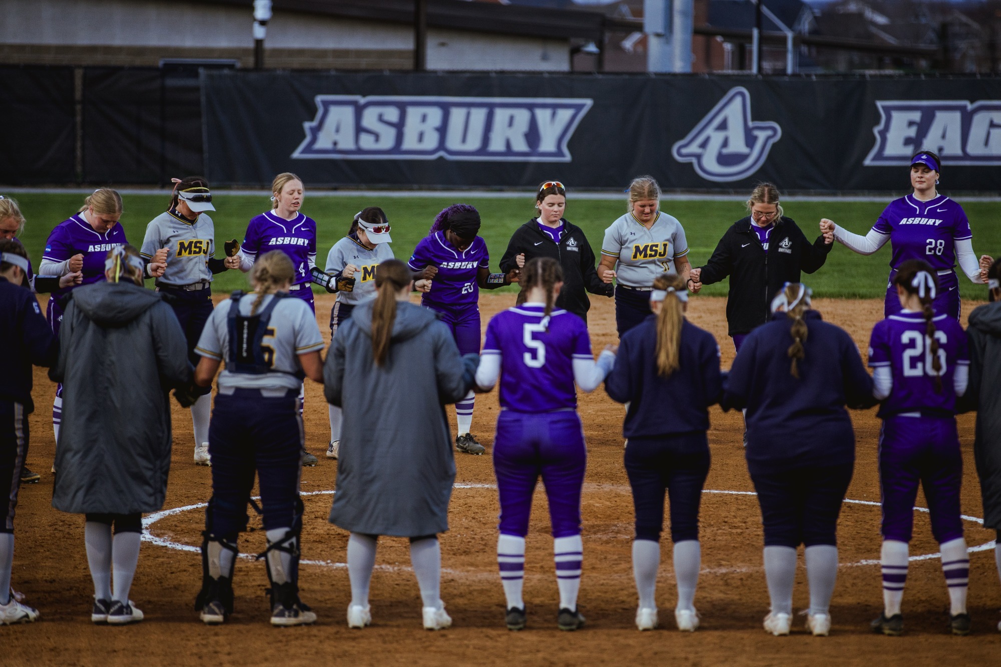 AU Softball 26