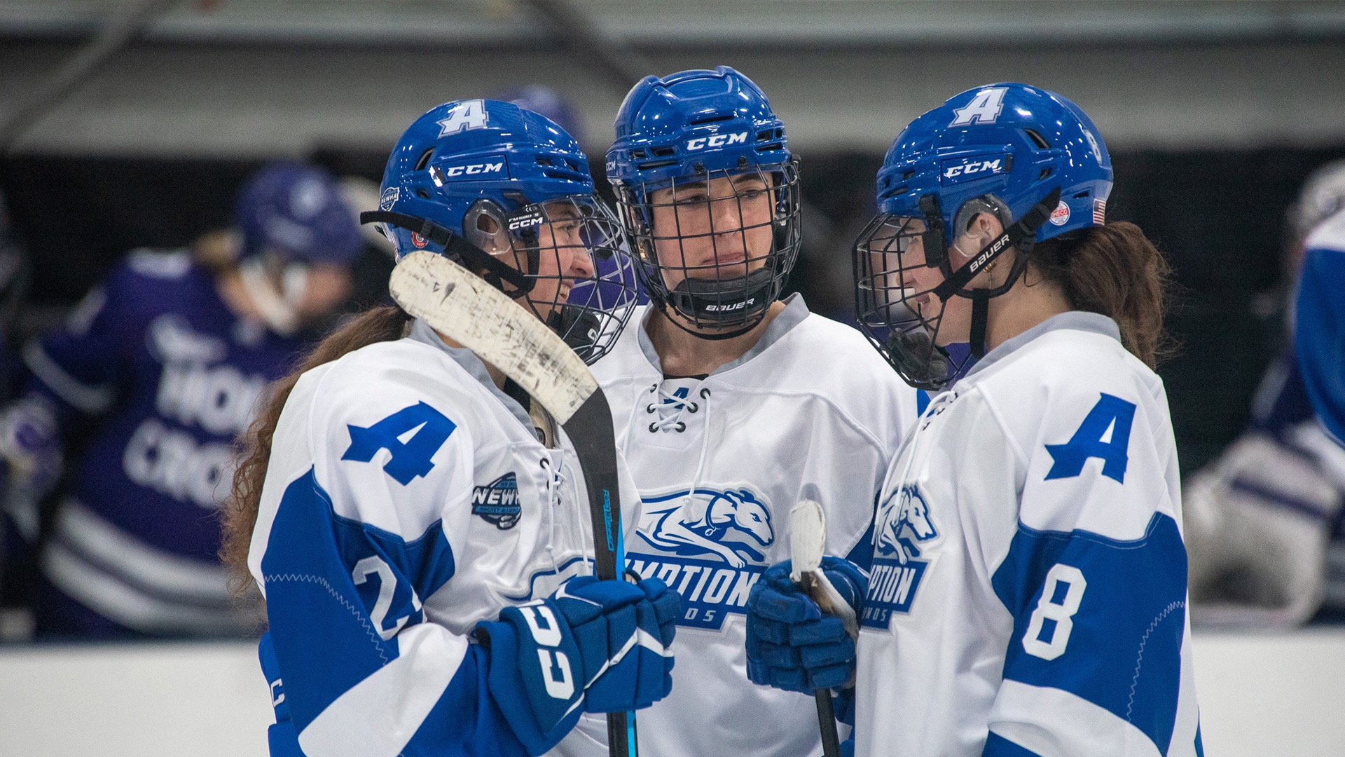 Women's Ice Hockey tripped up against Holy Cross Assumption University