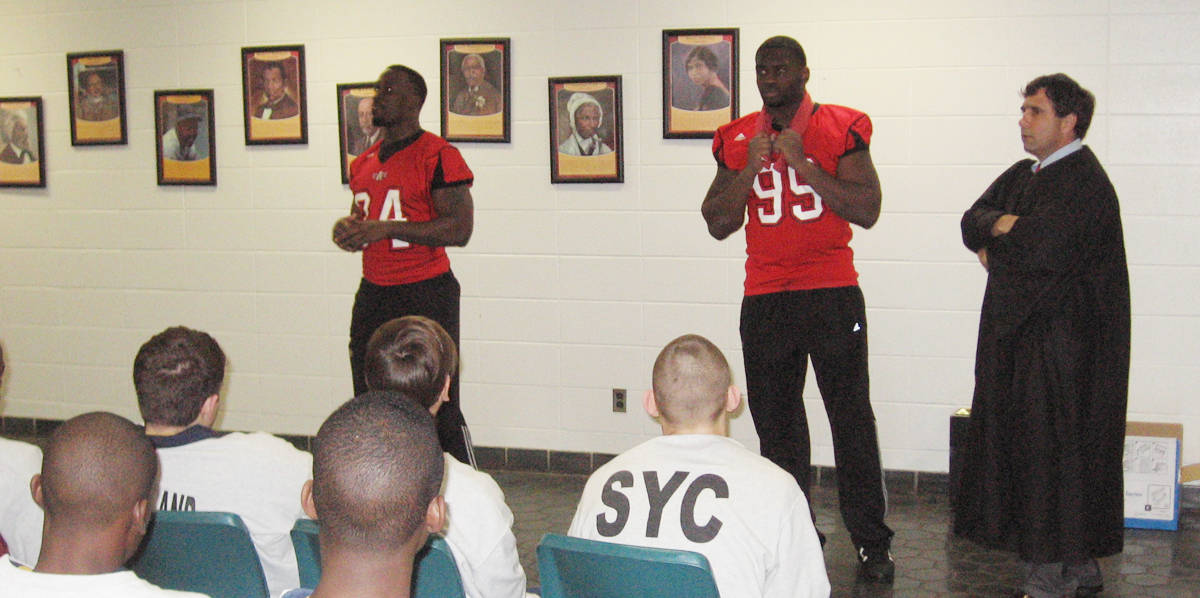ASU?s Joiner, Byrd Speak at Strickland Youth Center in Mobile Arkansas State University