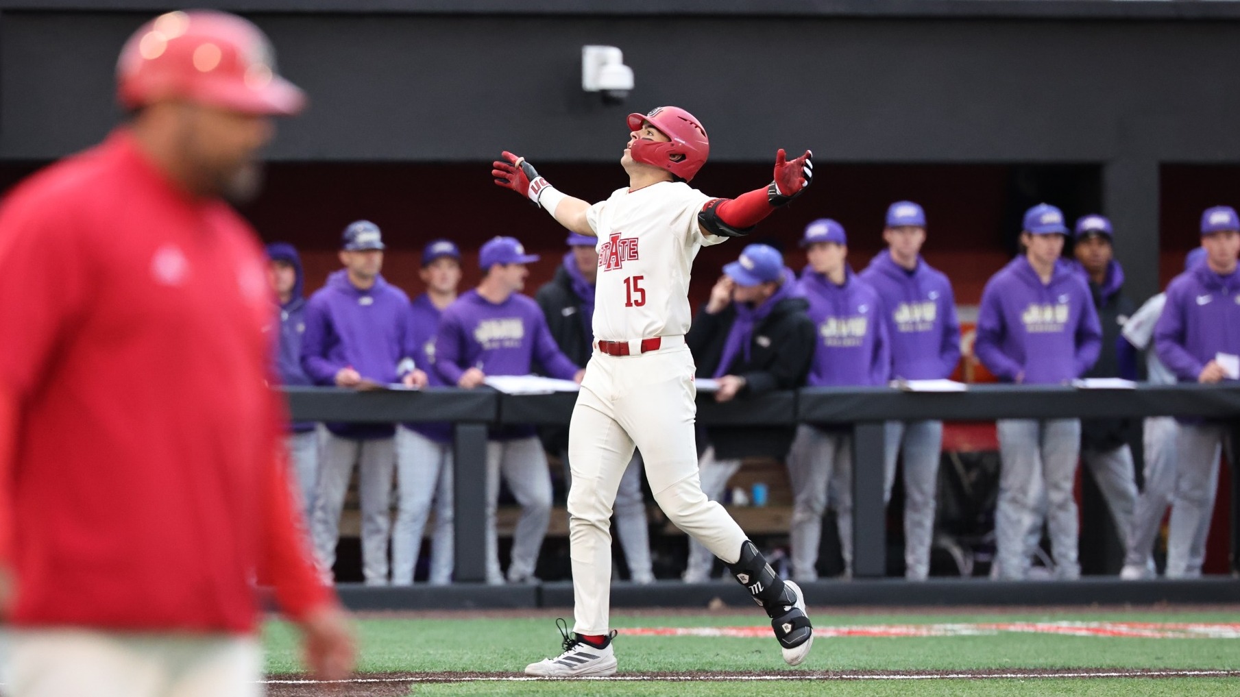 Derek Martinez vs James Madison