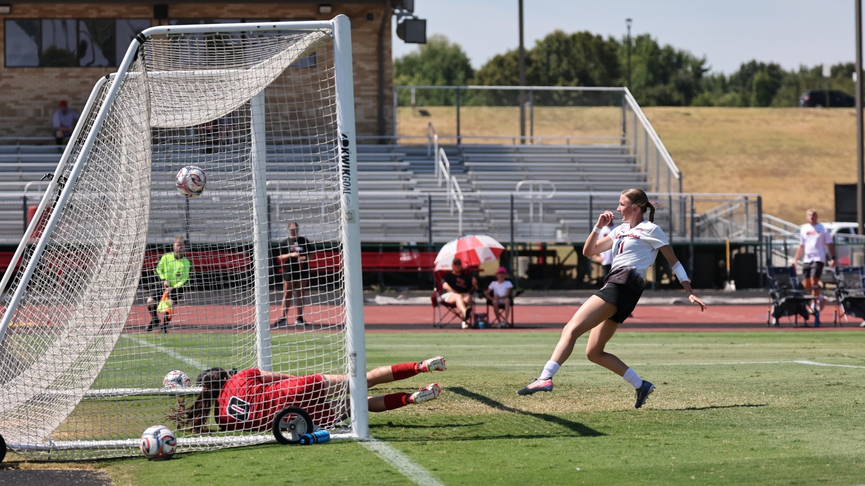 Elleigh Newcomb vs Alabama State