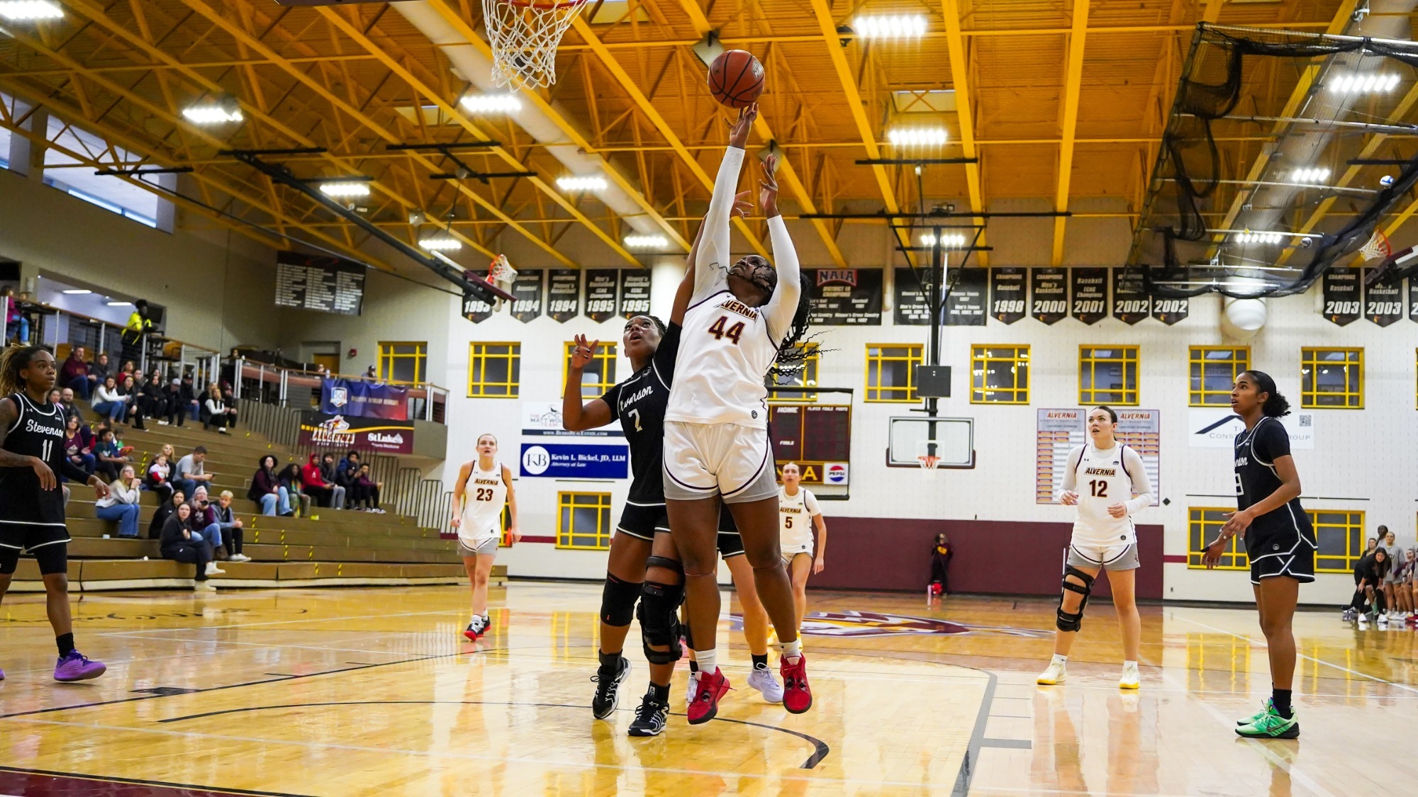Taryn Woodson Drives for a layup 