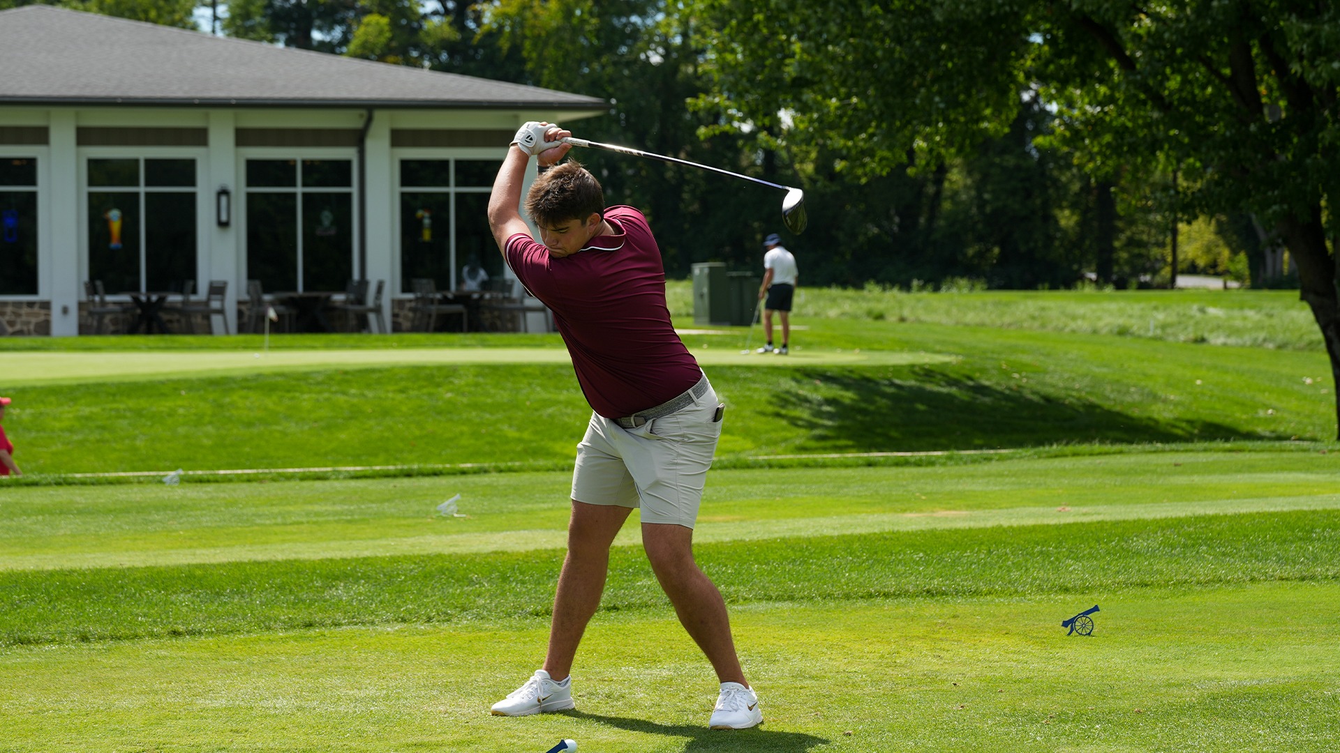 Matthew Overholt Tees off