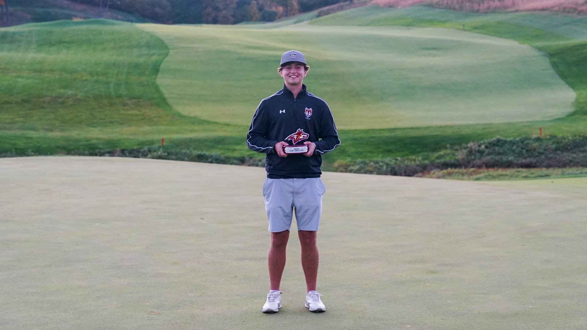 Quinlan Hood wins the 2026 Alvernia Fall Invitational 