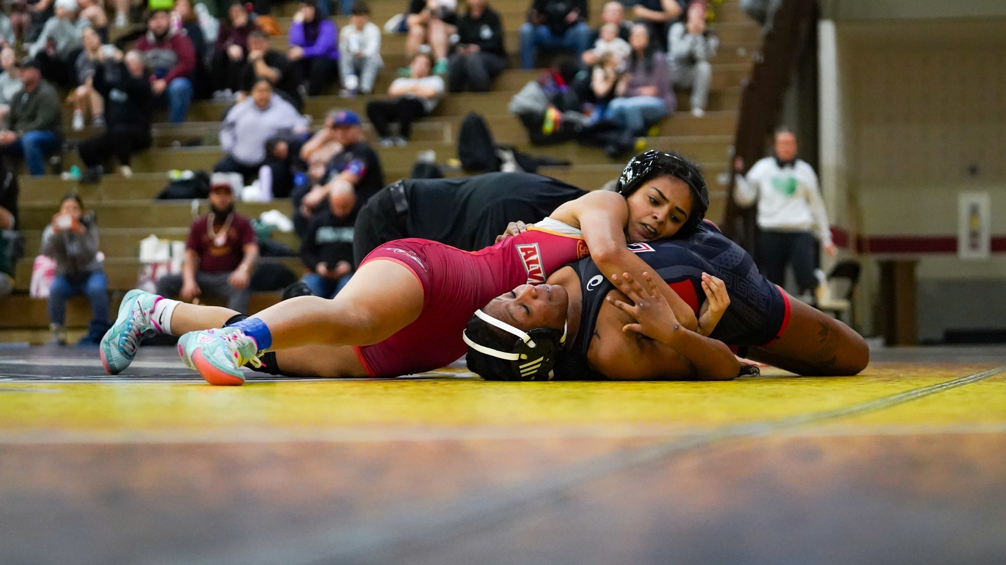 Remiah Rivera pins her opponent