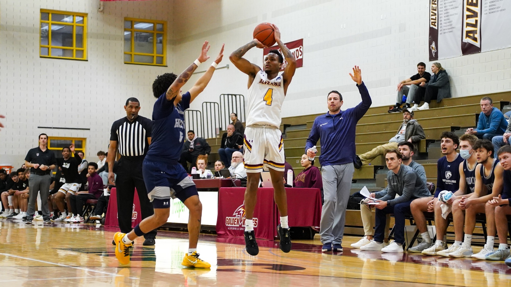 Janye Stanley takes a three-point shot