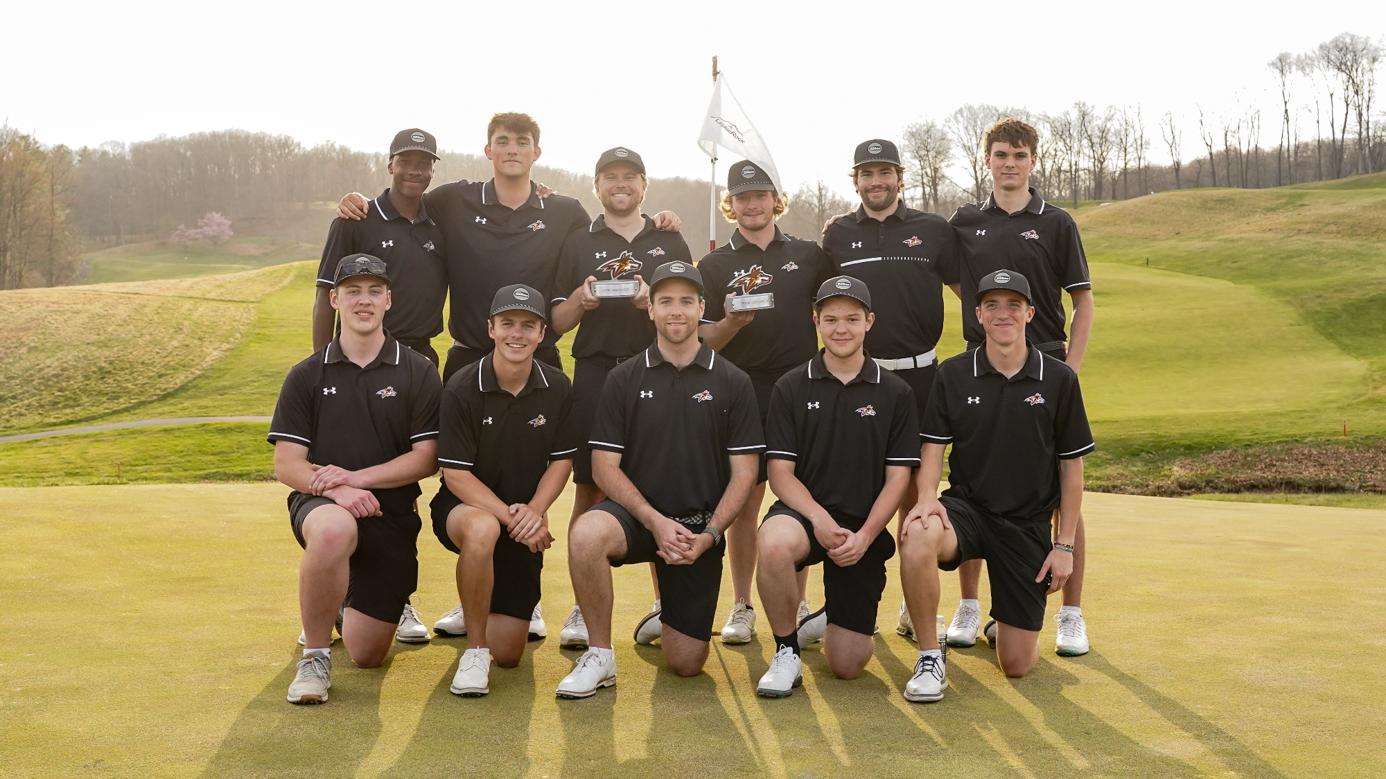 Mens Golf with their awards