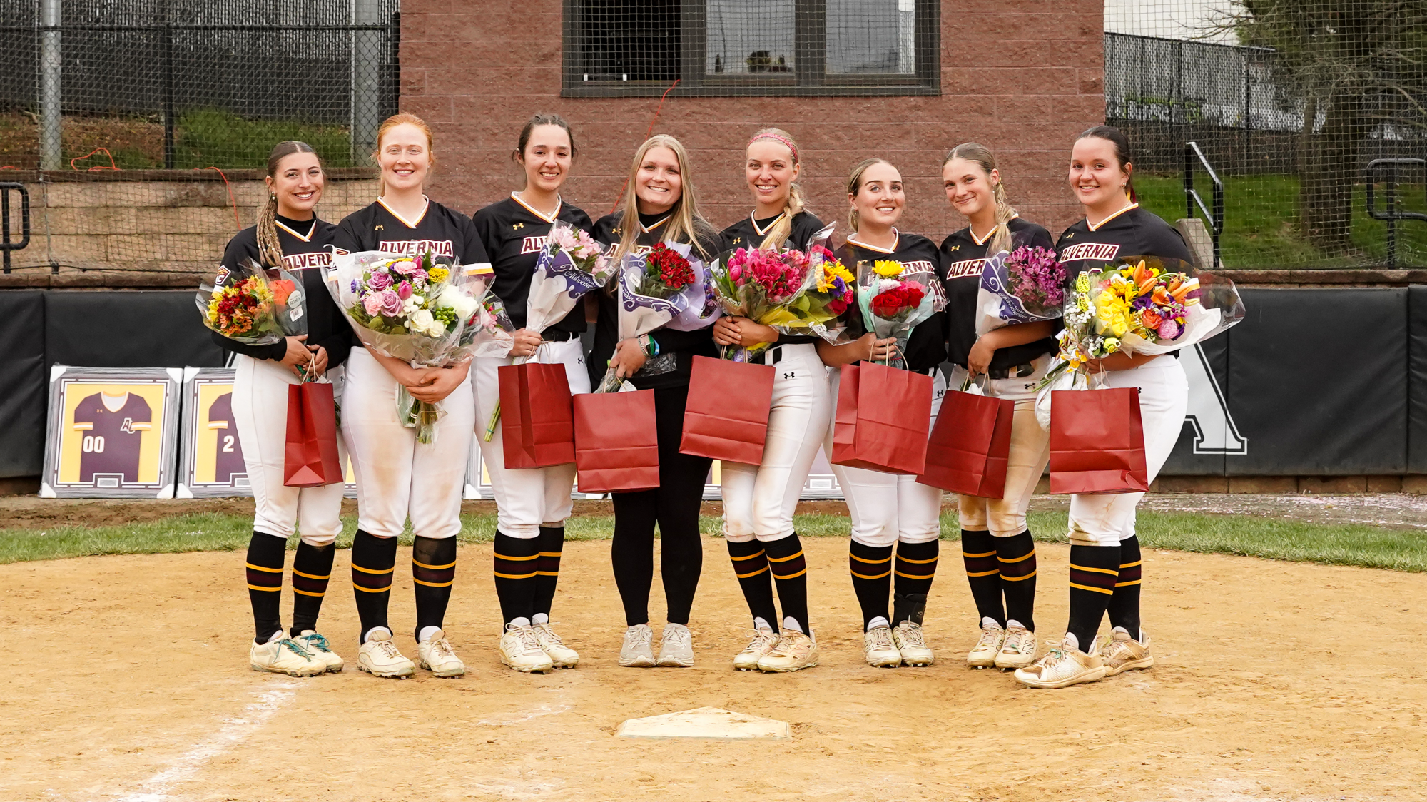 Softball Senior Day Photo
