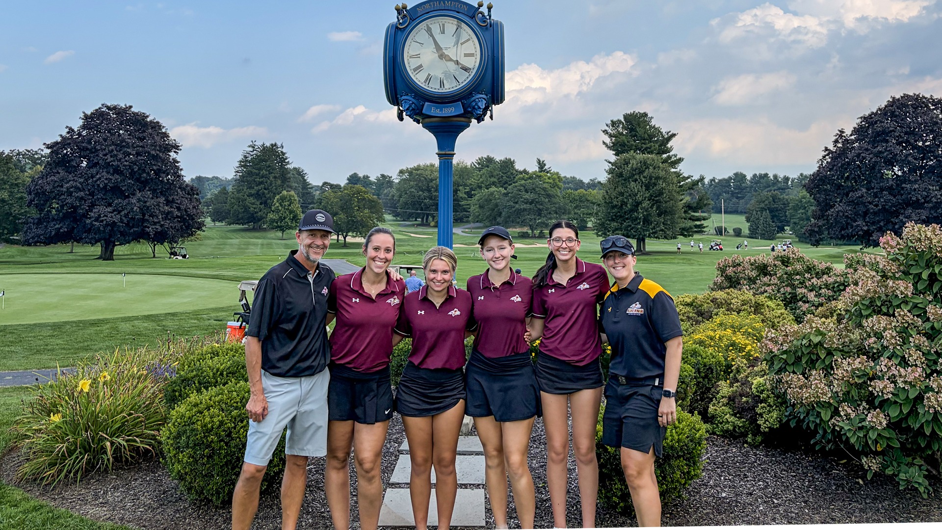 Women's golf team photo