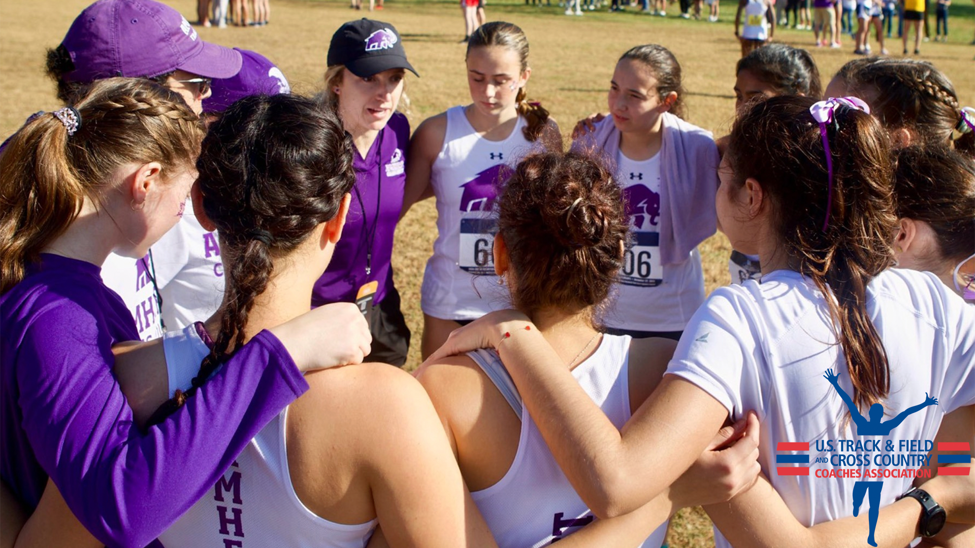 WXC Team Huddle USTFCCCA