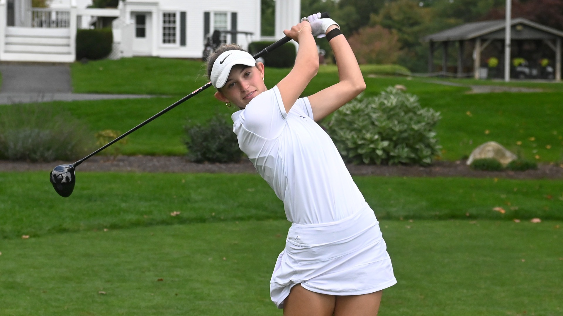Eve Krinsky Teeing Off 100326