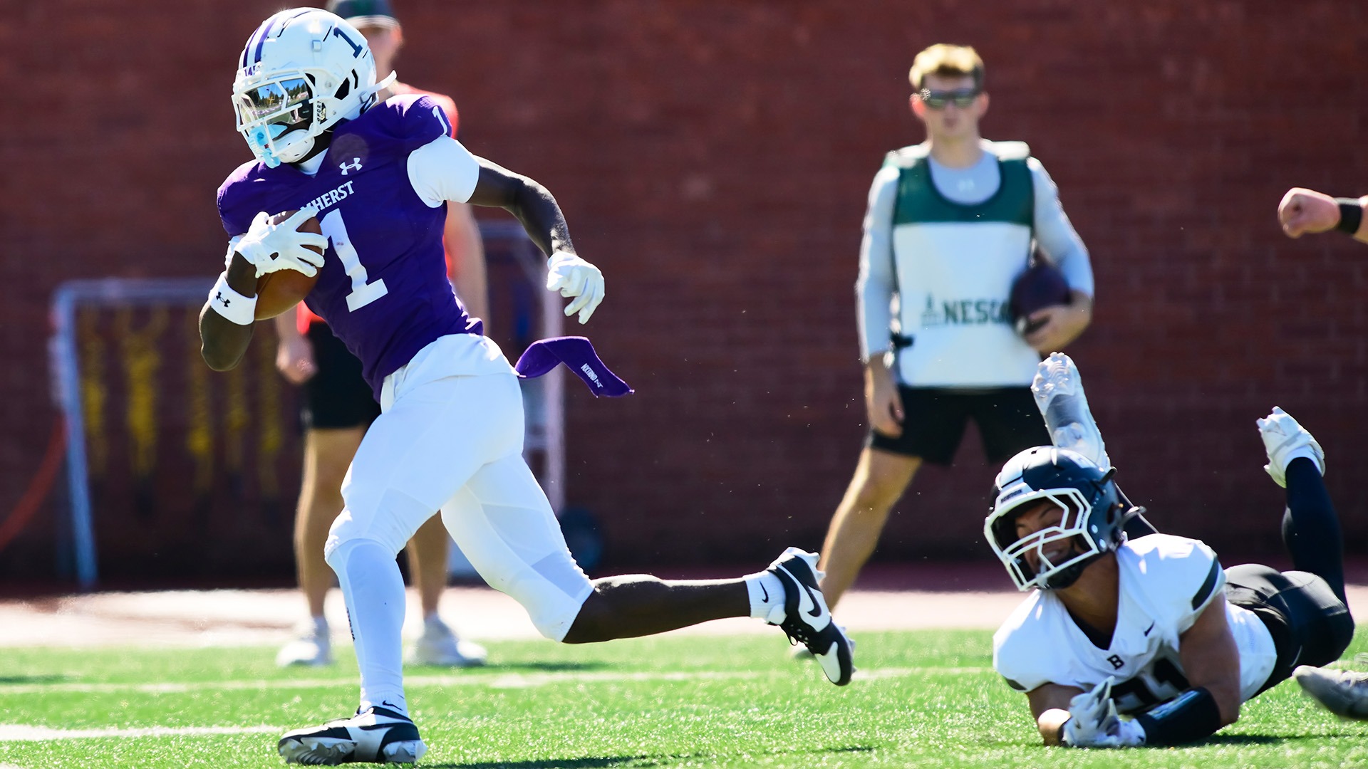 Jadon Davis Run After Catch BOW 100326