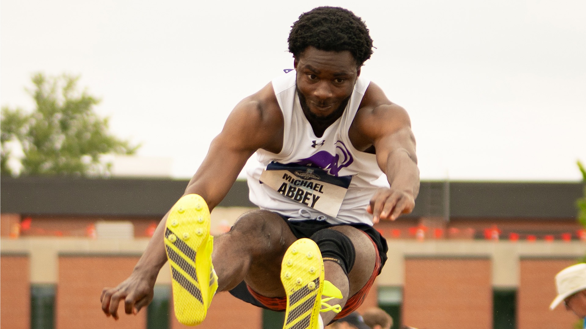 NCAA TJ Michael Abbey 52326