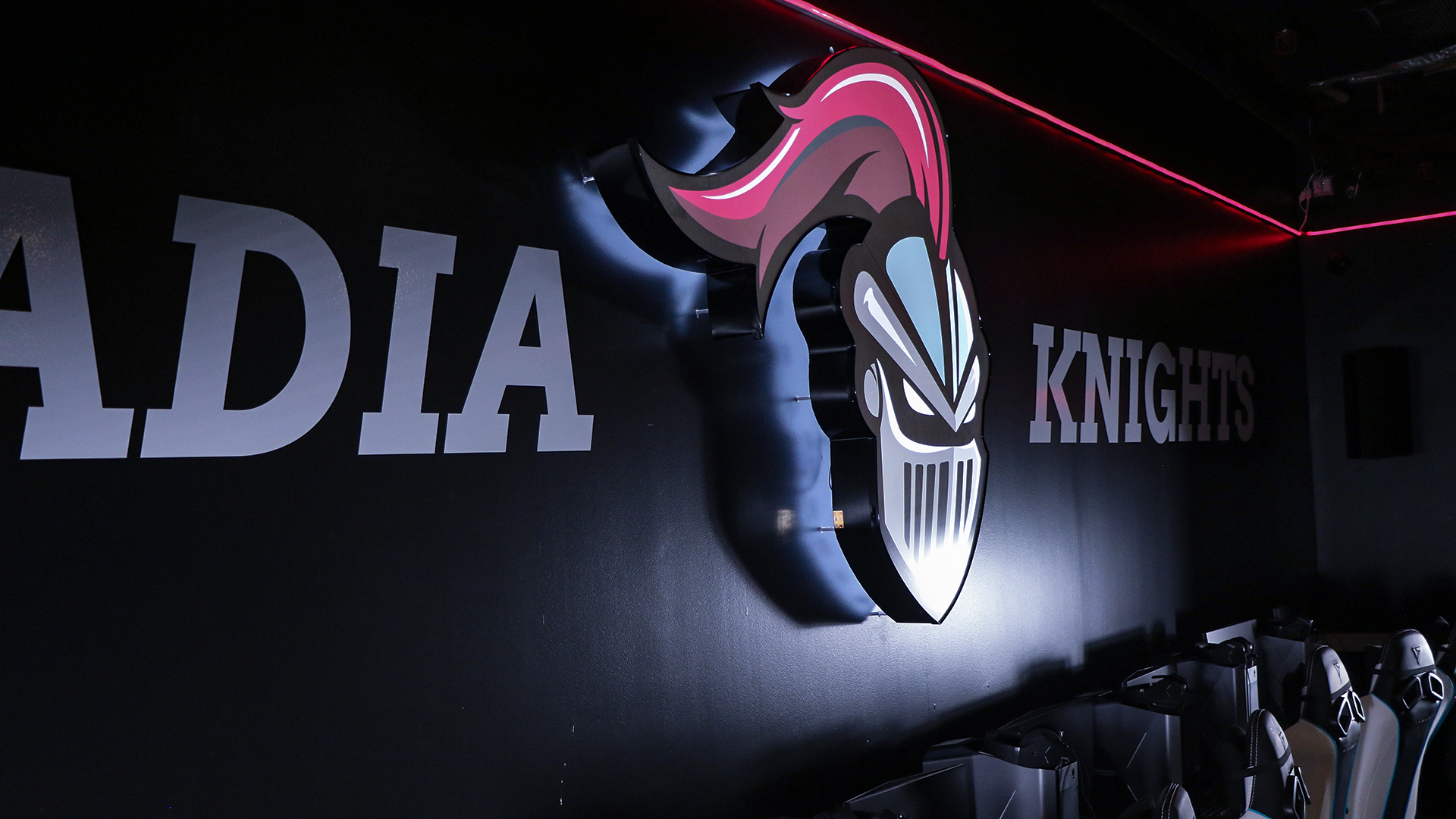 Esports Arena Knight Head