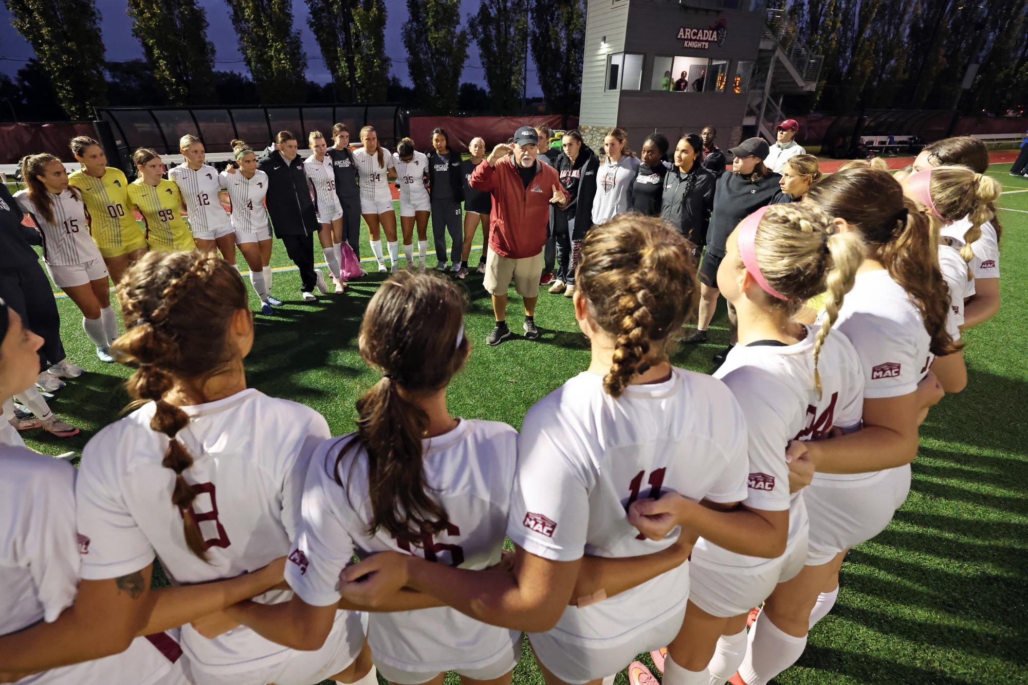 wsoc_huddle