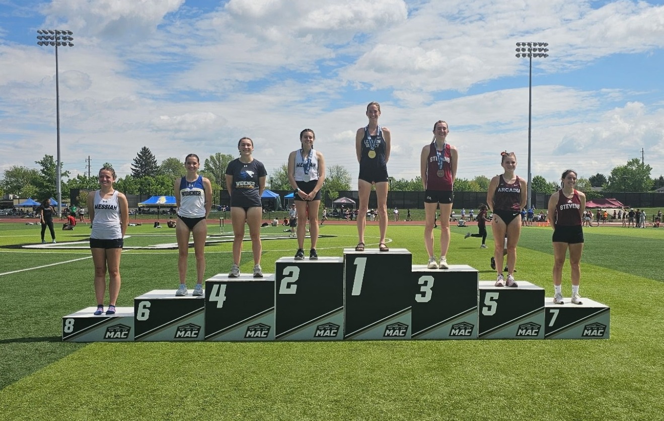 Tia Podium MACs 2025