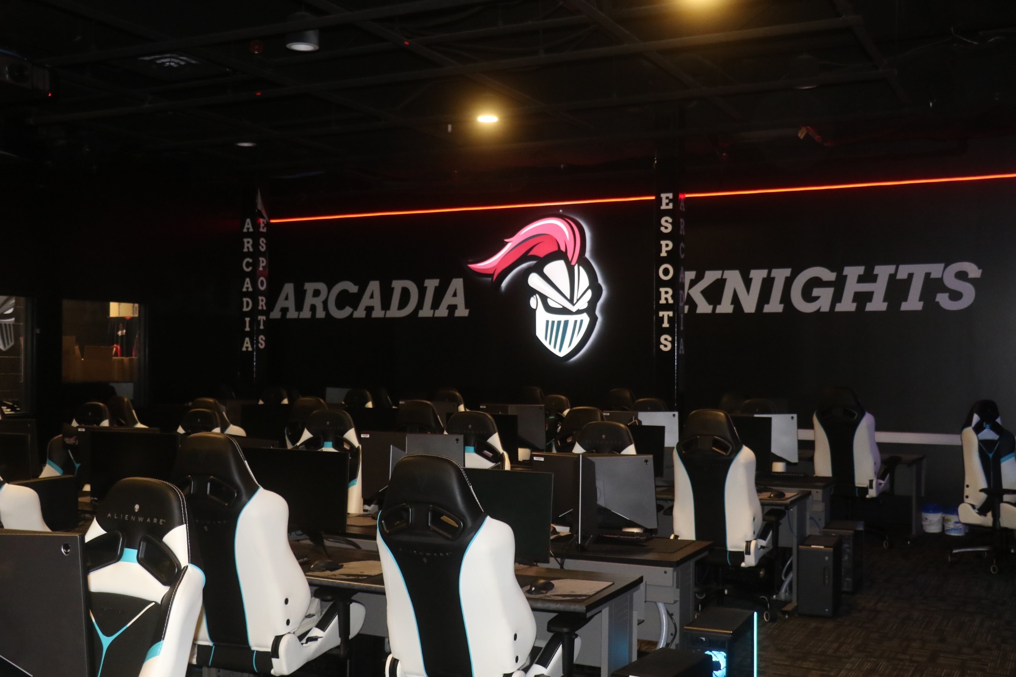 esports arena 2