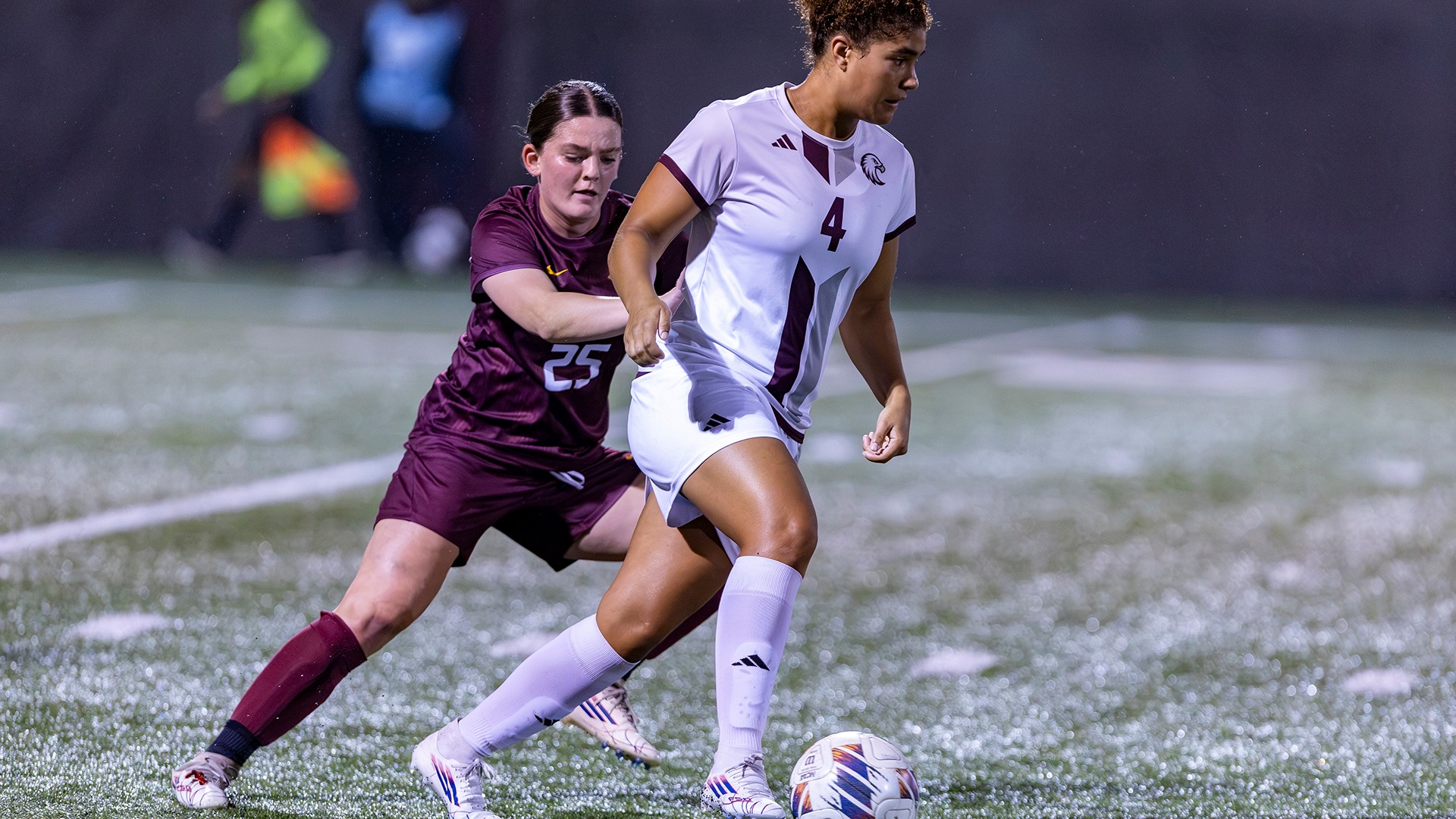 Charlotte Sussman handles the ball durign a 2026 Augsburg women's soccer game.