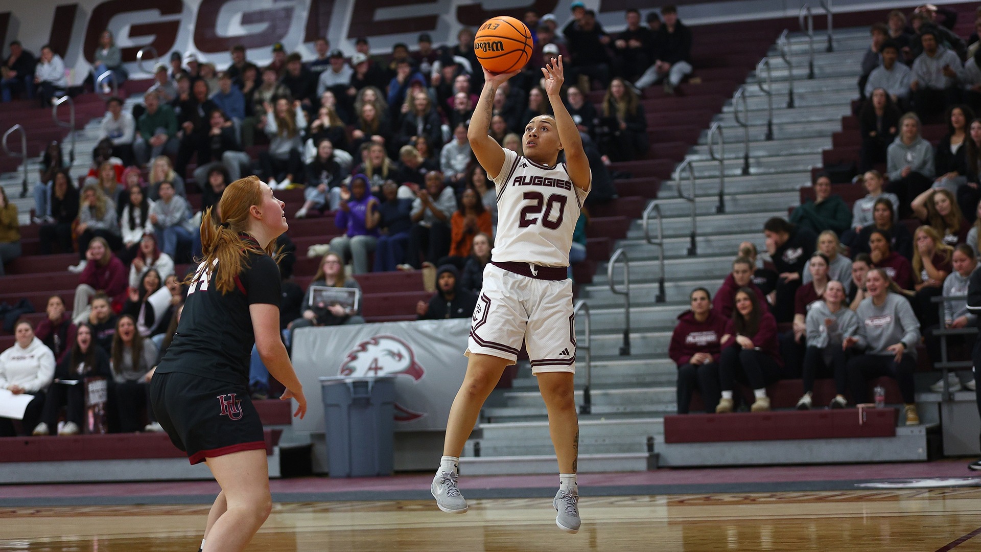 Tyliah Frazier takes a shot during a 2025-26 Augsburg women's basketball game.