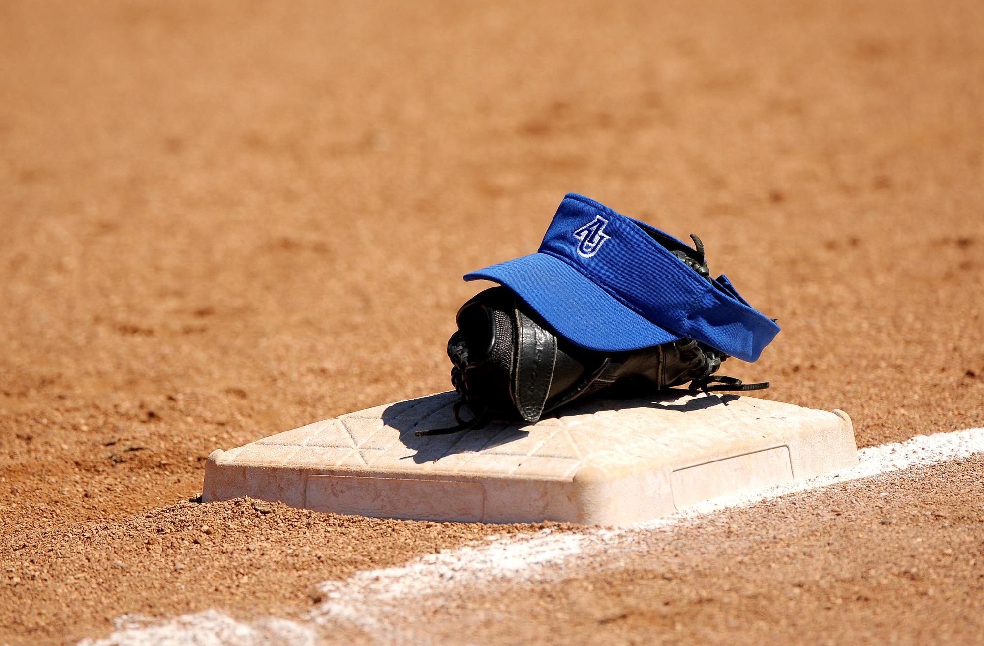Aurora Softball vs. Dominican