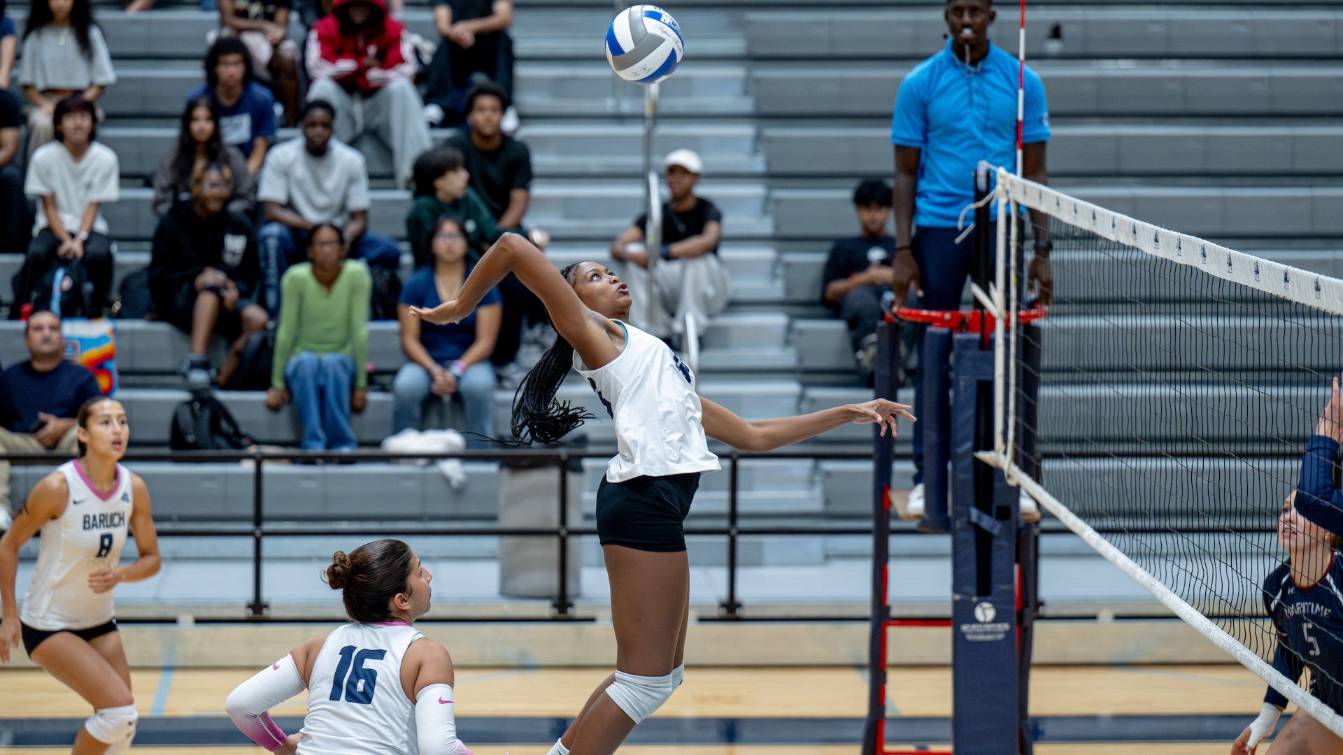 Alicia Graves records another attack in a home match.