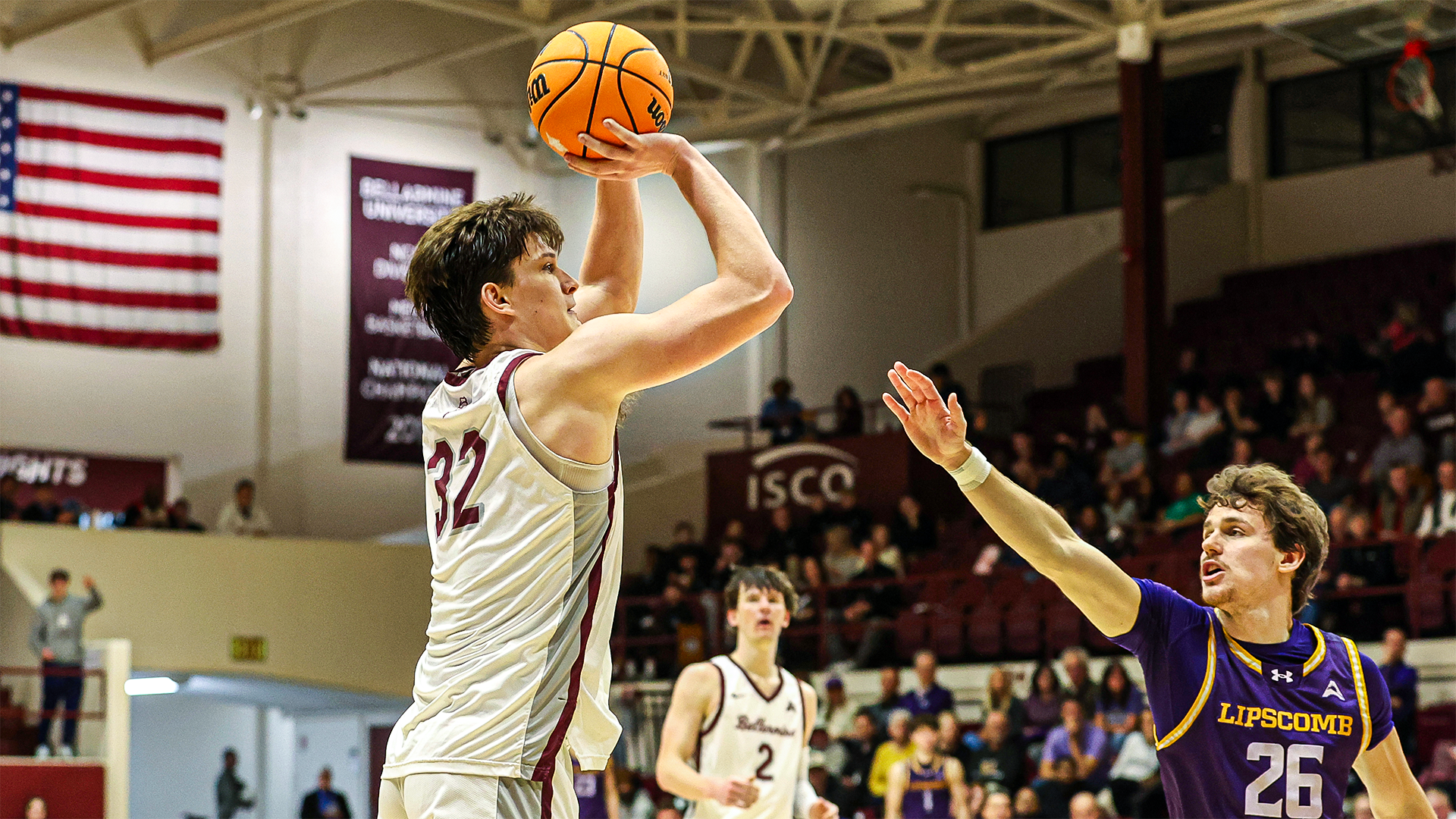 Jack Karasinski shoots over a Lipscomb defender