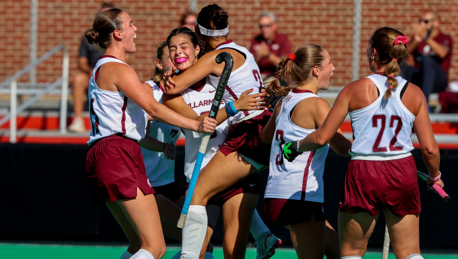 FIeld Hockey goal against Longwood