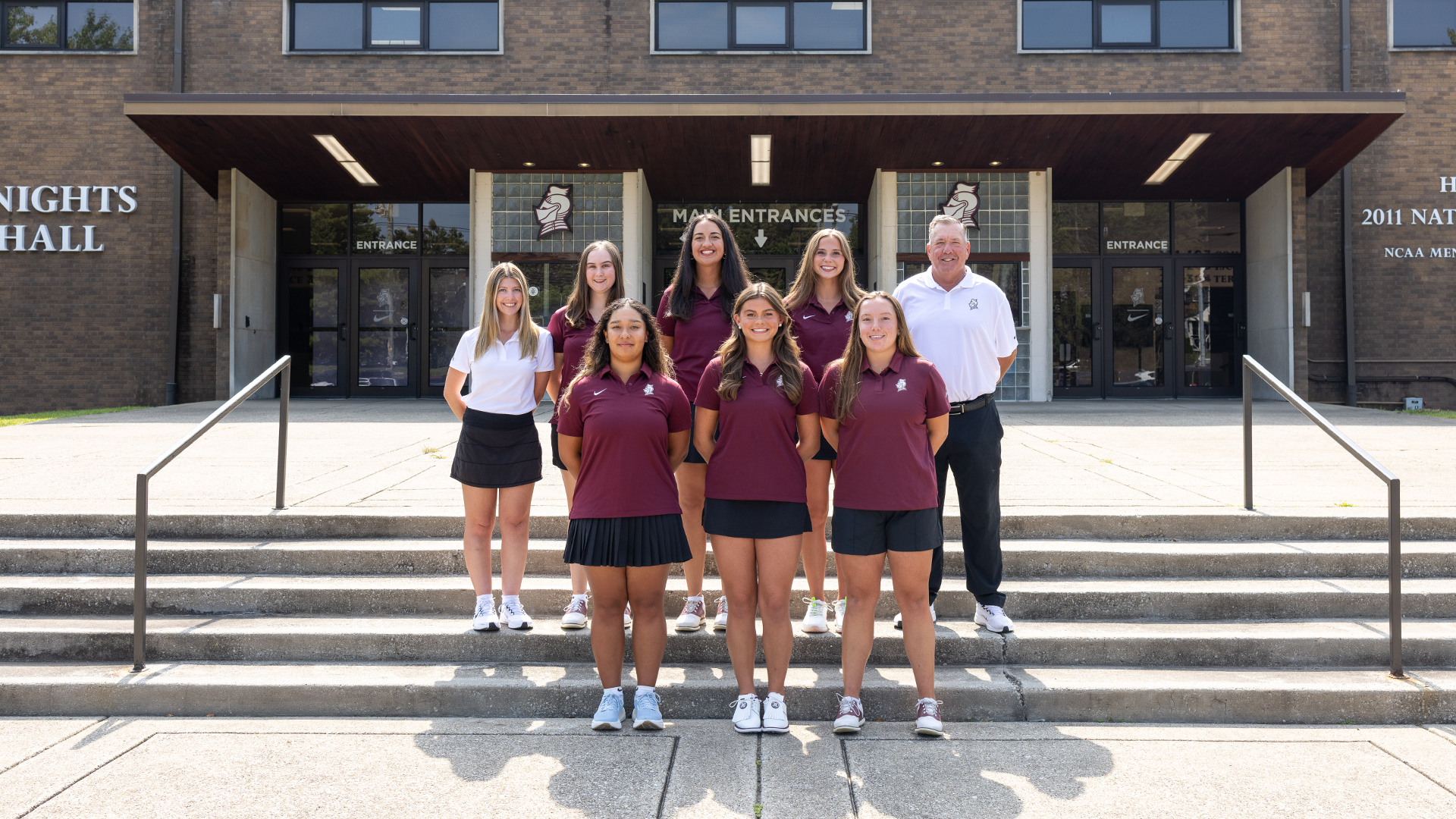 2026-27 Women's Golf team photo