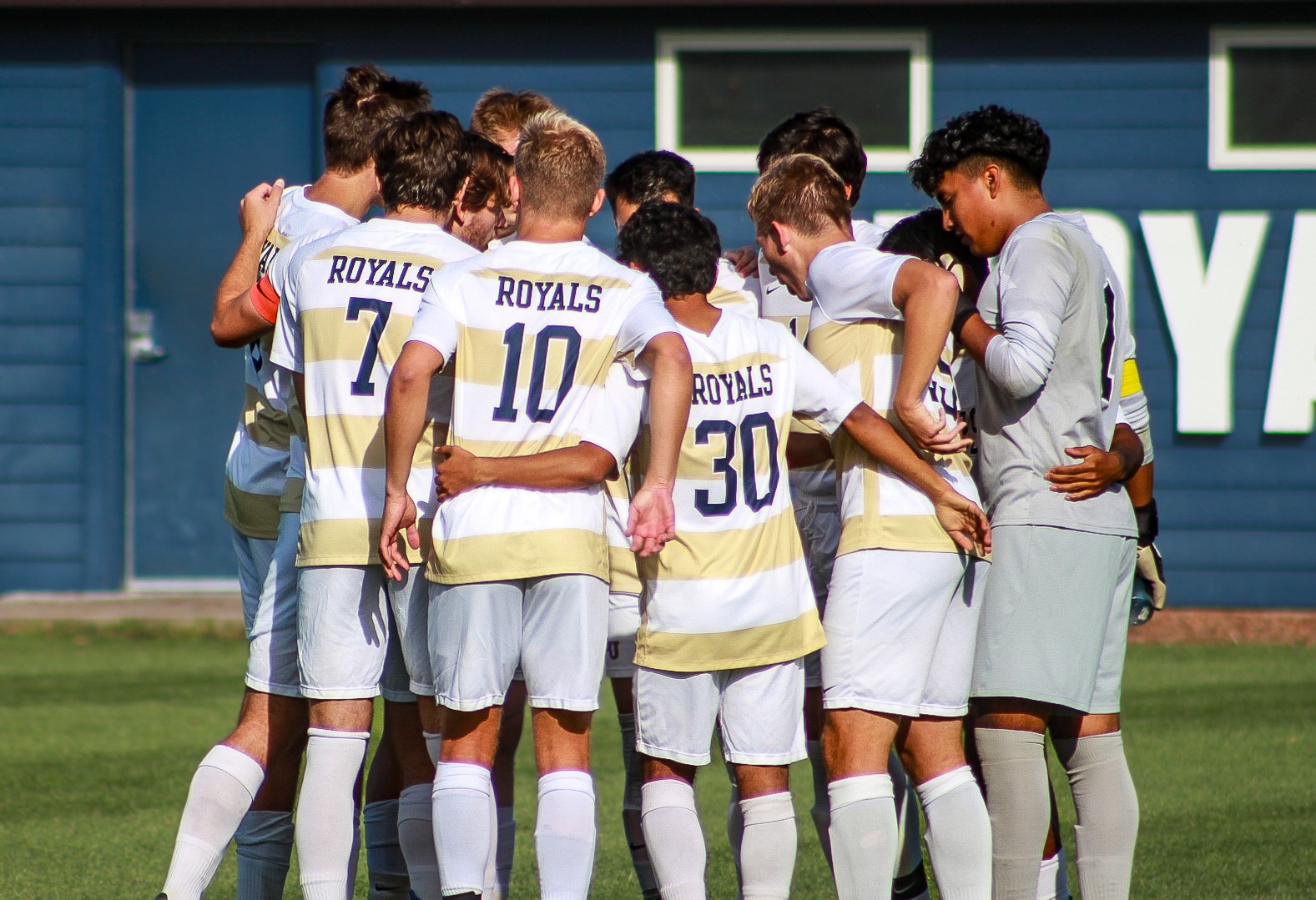 Royals Struggle vs Vikings Bethel University Athletics