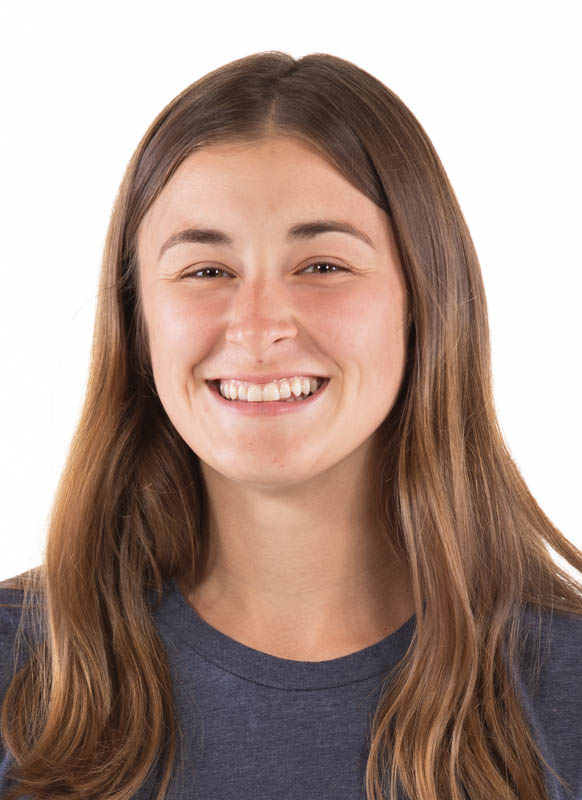 Lizzie Olson Head shot