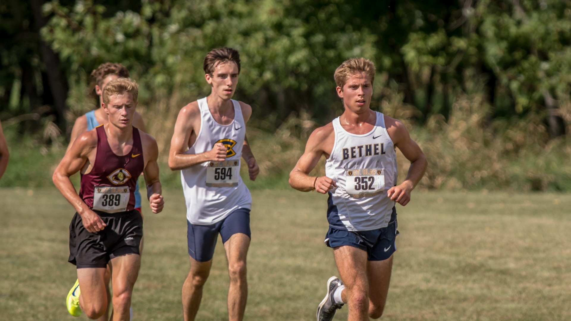 Cross Country Competes at Jim Drews/Tori Neubauer Invite Bethel