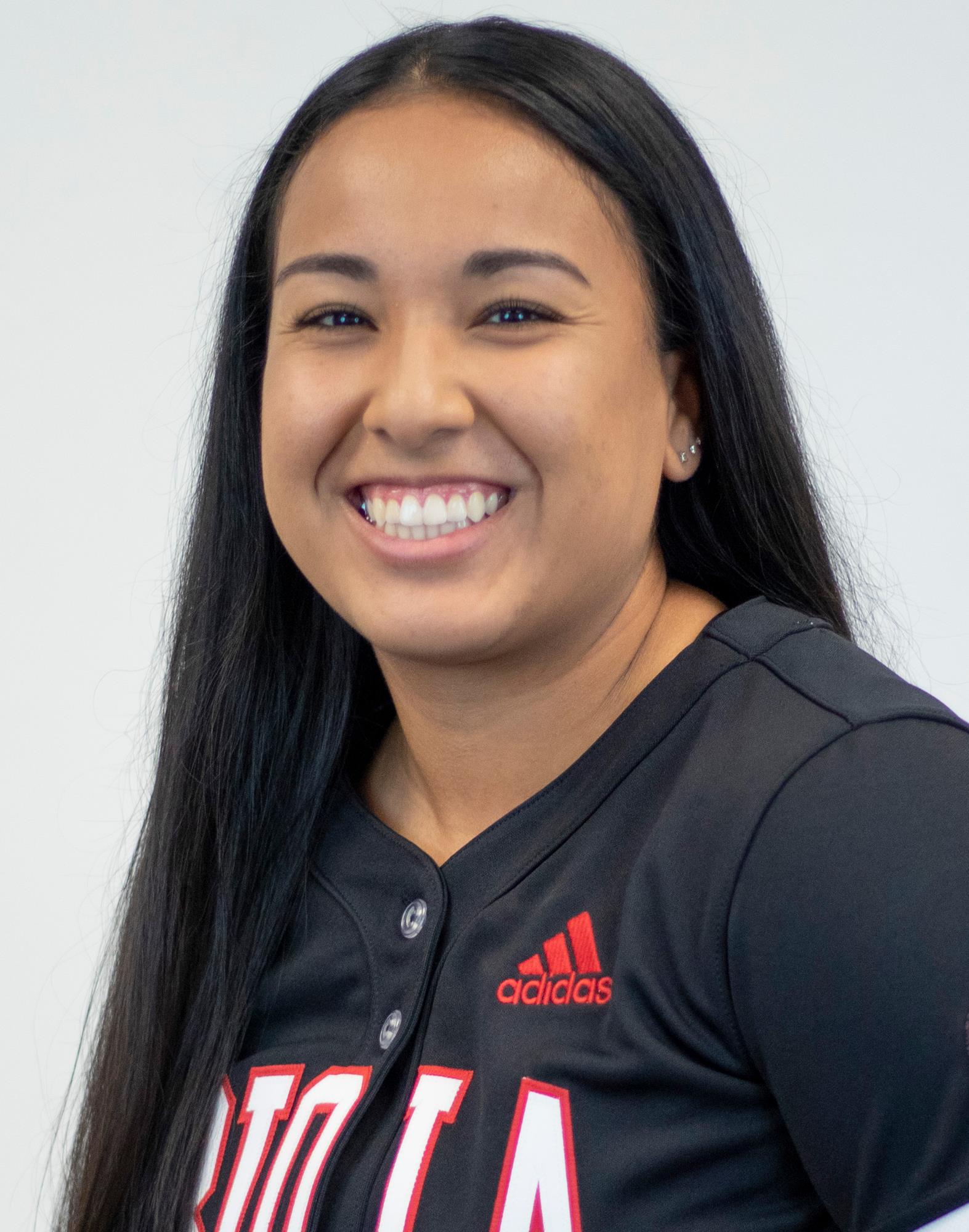 bella salinas head shot