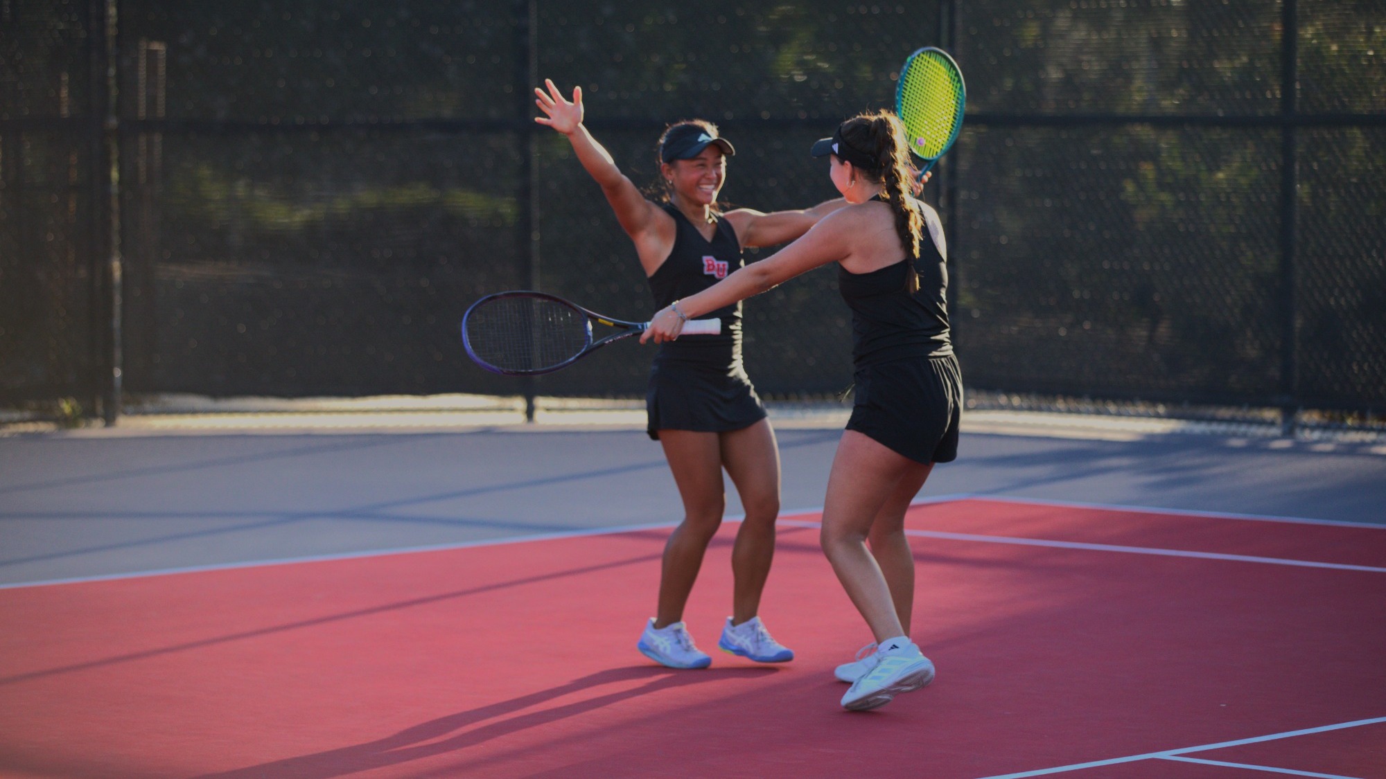 Wten doubles: Cassie & Alexis