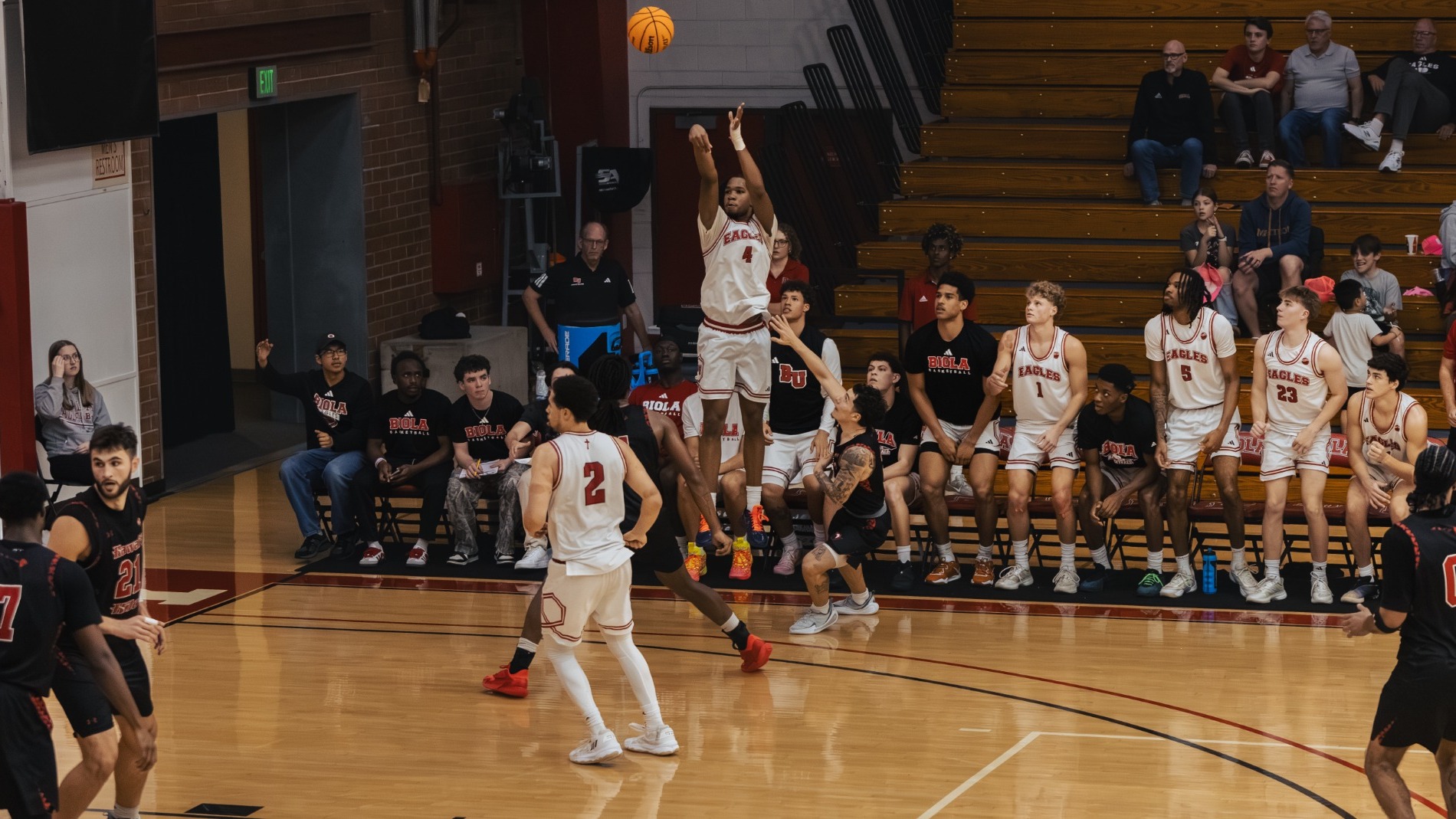 Harris Shooting three