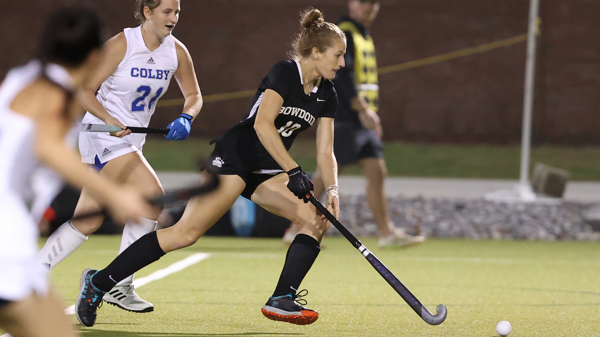 Jennings Scores Golden Goal in Double Overtime as Field Hockey Tops
