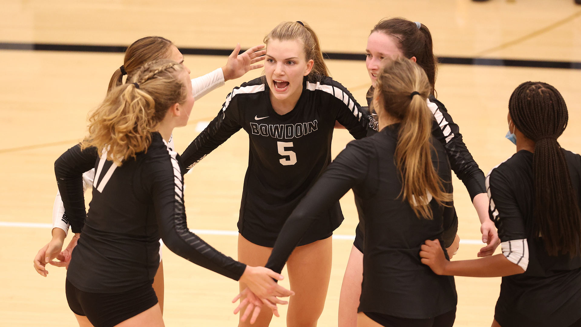Colby Holds Off Bowdoin in Volleyball Setback Bowdoin College