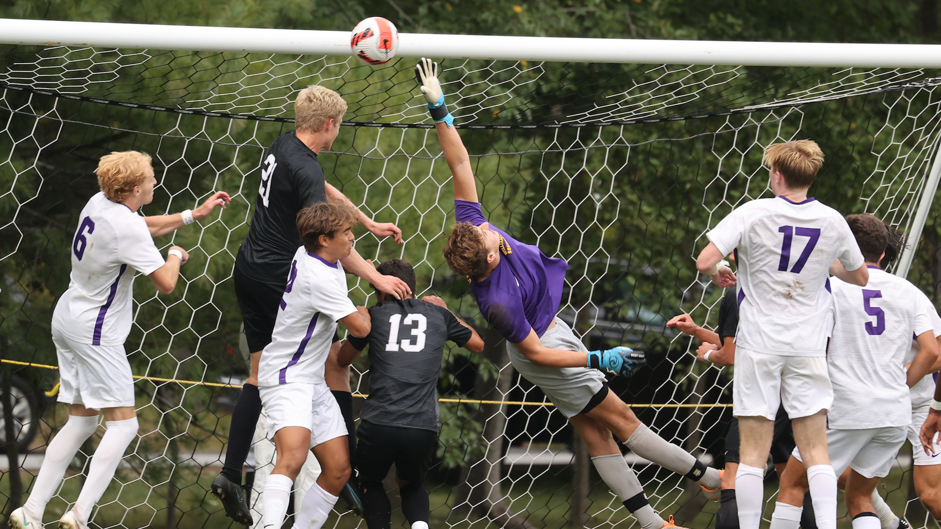 Williams Holds Off Men's Soccer in First Polar Bear Loss of the Year