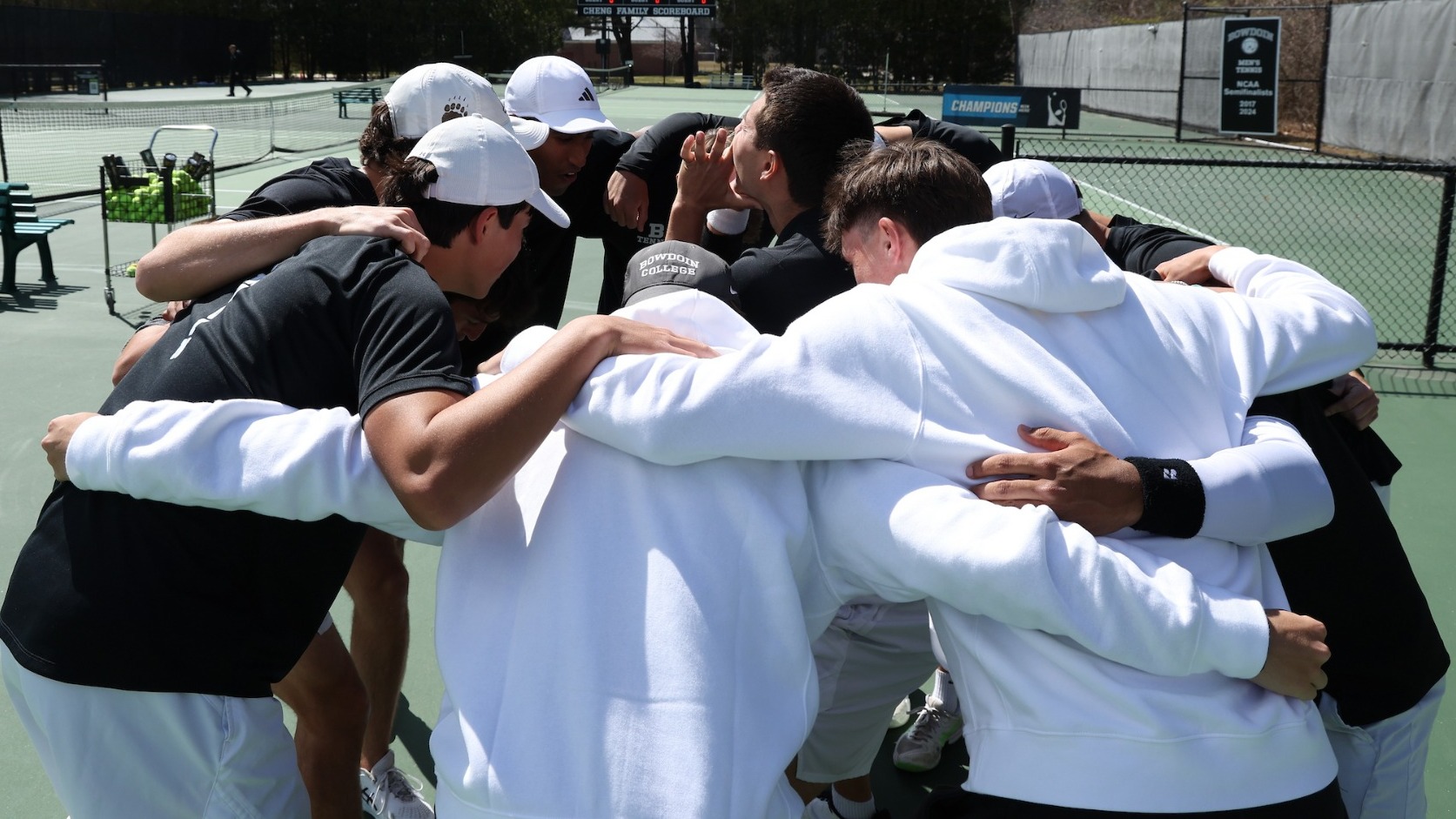 Men's Tennis Huddle 