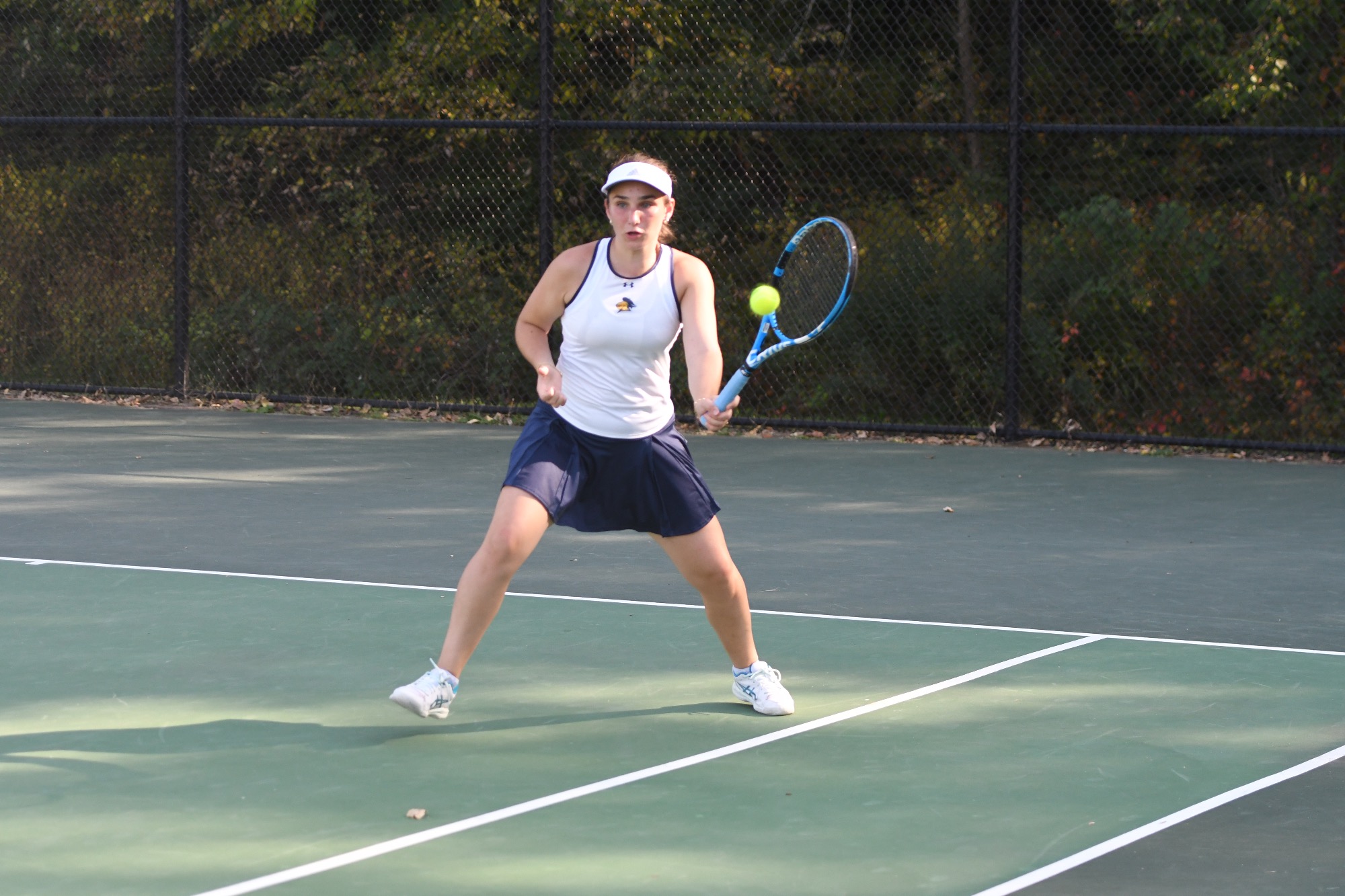 Algara Dineva hits the ball