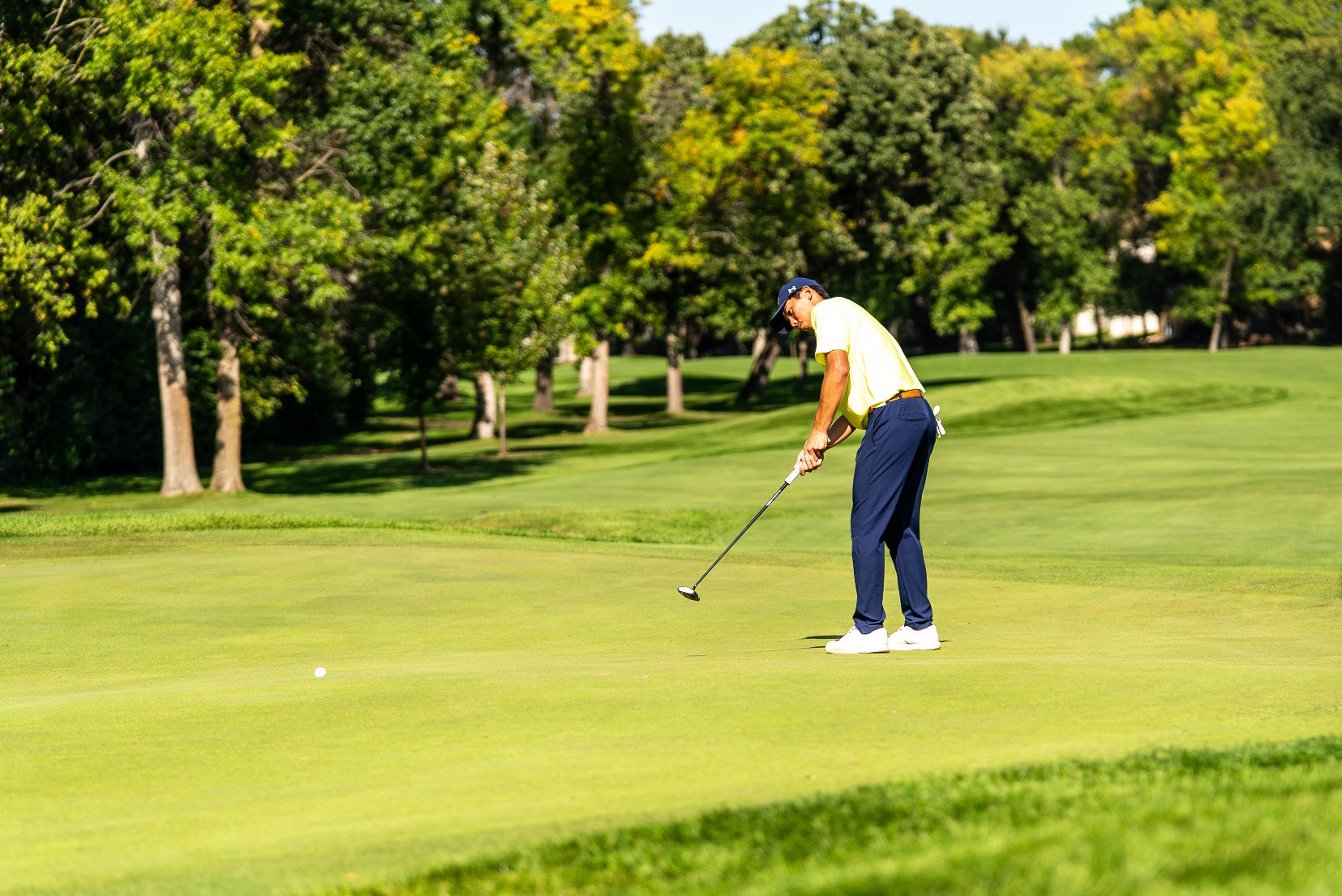 Austin Mak putting