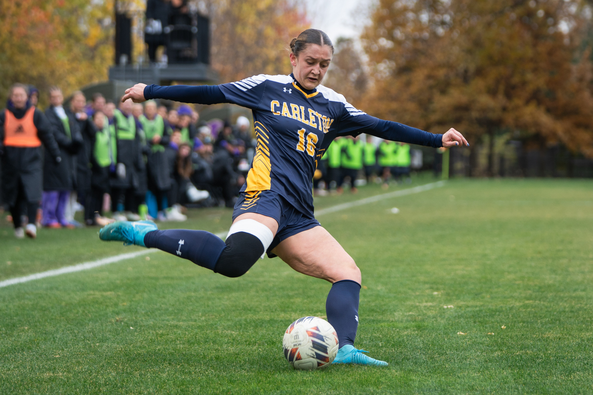 Hadley Twichell sends a cross into the box