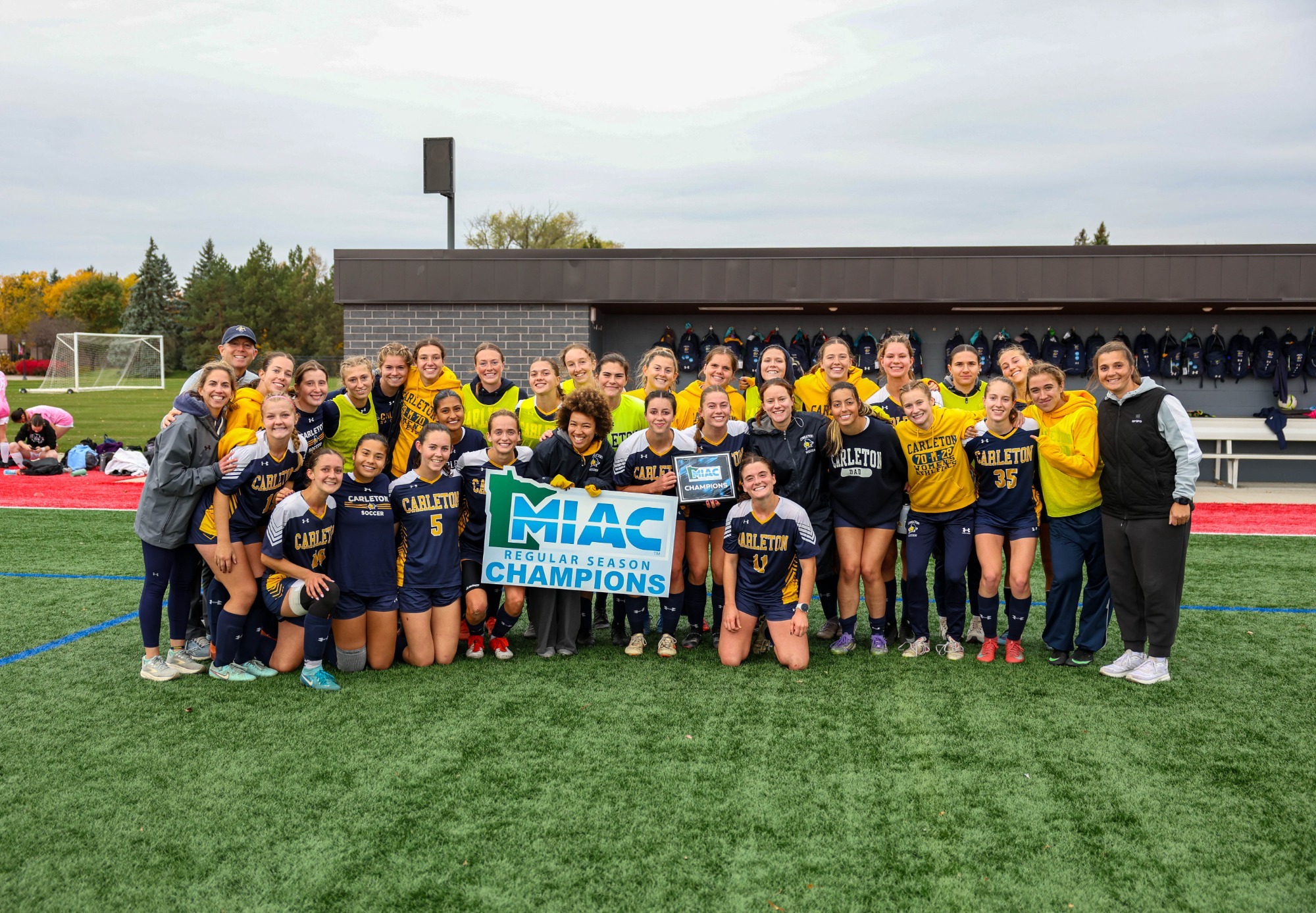 Women's soccer team celebrates its MIAC regular season championship