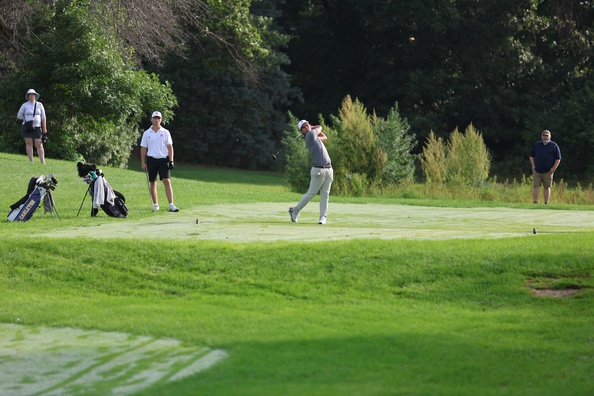 Justin Rodriguez hitting a tee shot