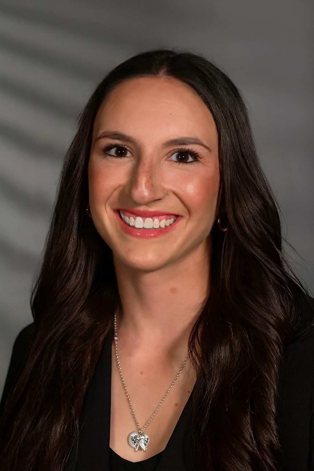 Annika Canaba Headshot