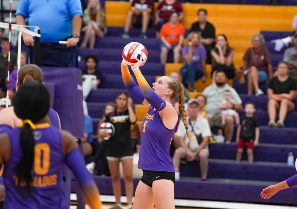 Katherine Dedear vs. Schreiner 9.15.26