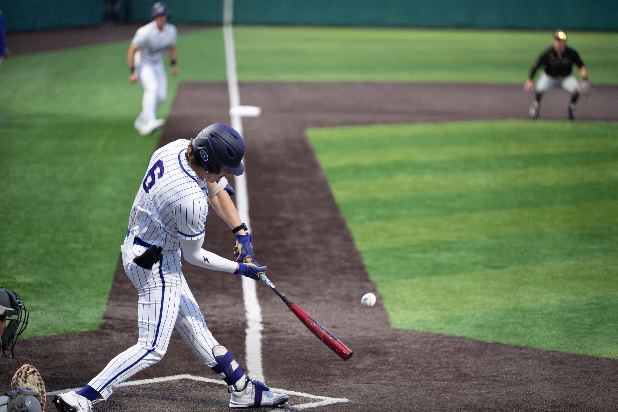 Landon Hyle vs. Schreiner 2026 Action Shot